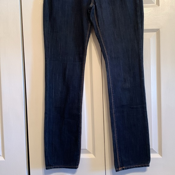 Express, straight leg cut jeans, with beautiful dark wash, size 8, EUC - Picture 5 of 11